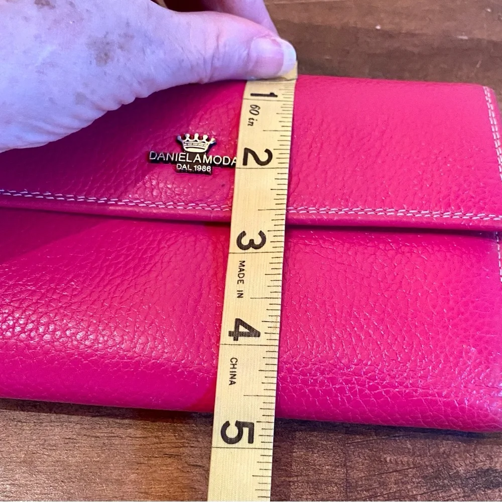 💥𝅺Daniela Moda Wallet💥 - Picture 8 of 10